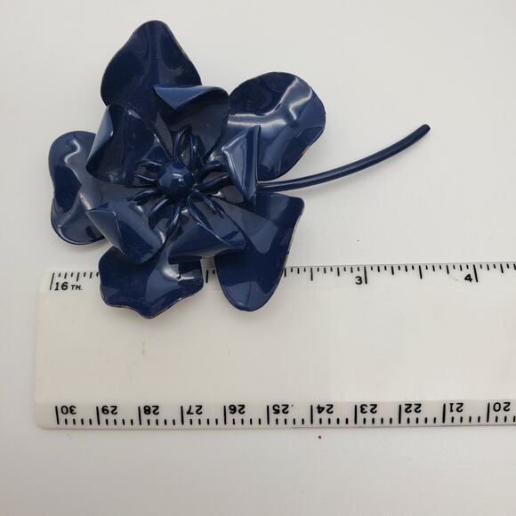 Navy Blue Flower Power Brooch Enamel Metal Pin Hippie Vintage 70s Large 3 1/2" - Picture 6 of 7